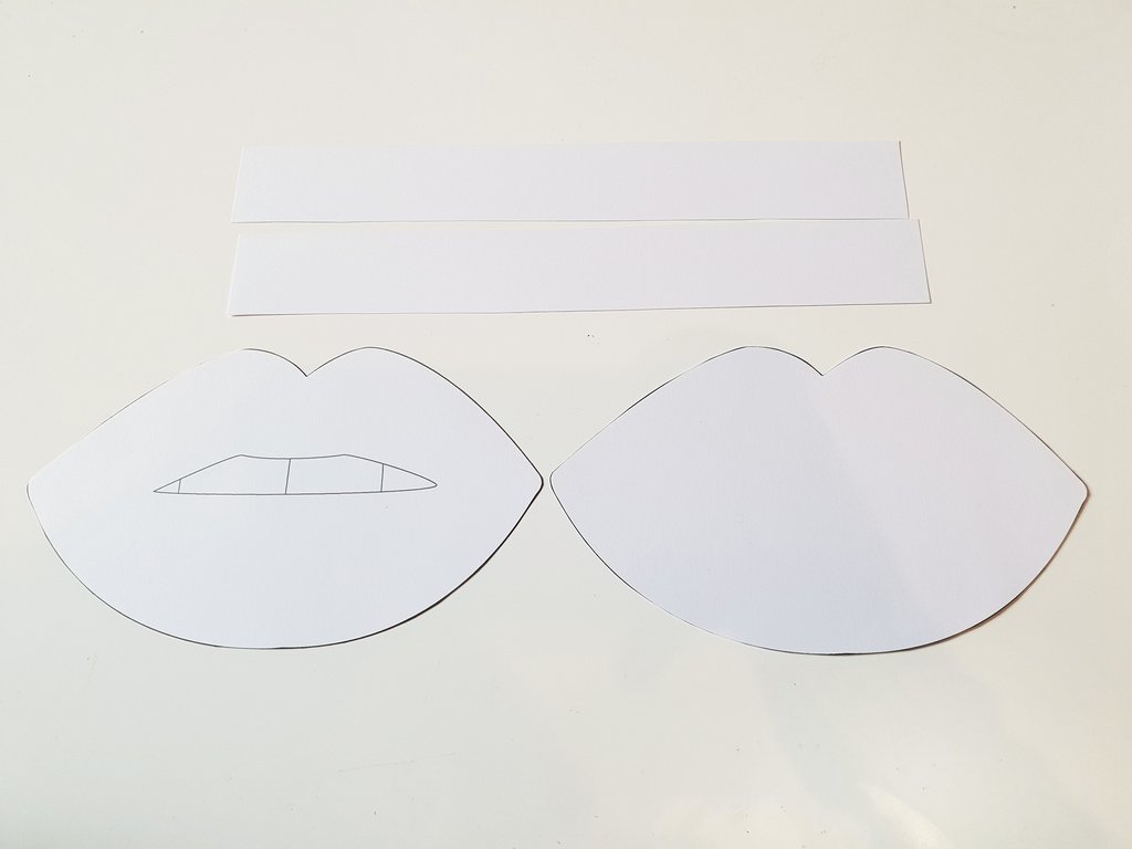 London Craft Club free Lips pinata download by Utensils0 for National Kissing Day