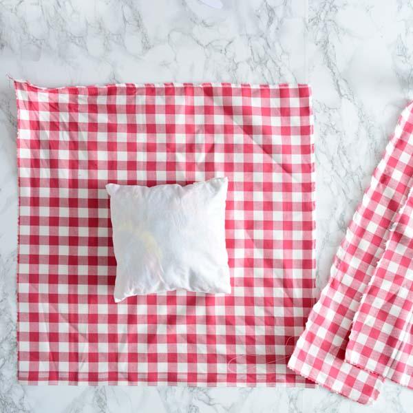 London Craft Club no-sew cushion DIY