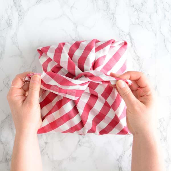 London Craft Club no-sew cushion DIY