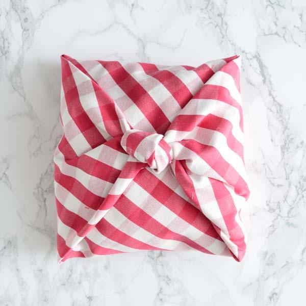 London Craft Club no-sew cushion DIY