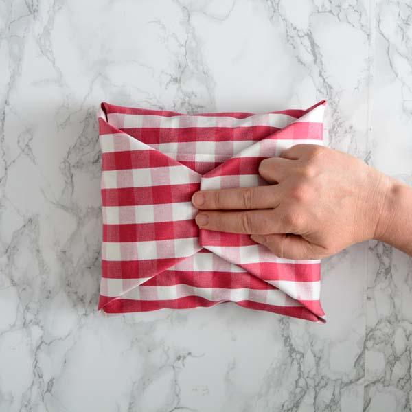 London Craft Club no-sew cushion DIY